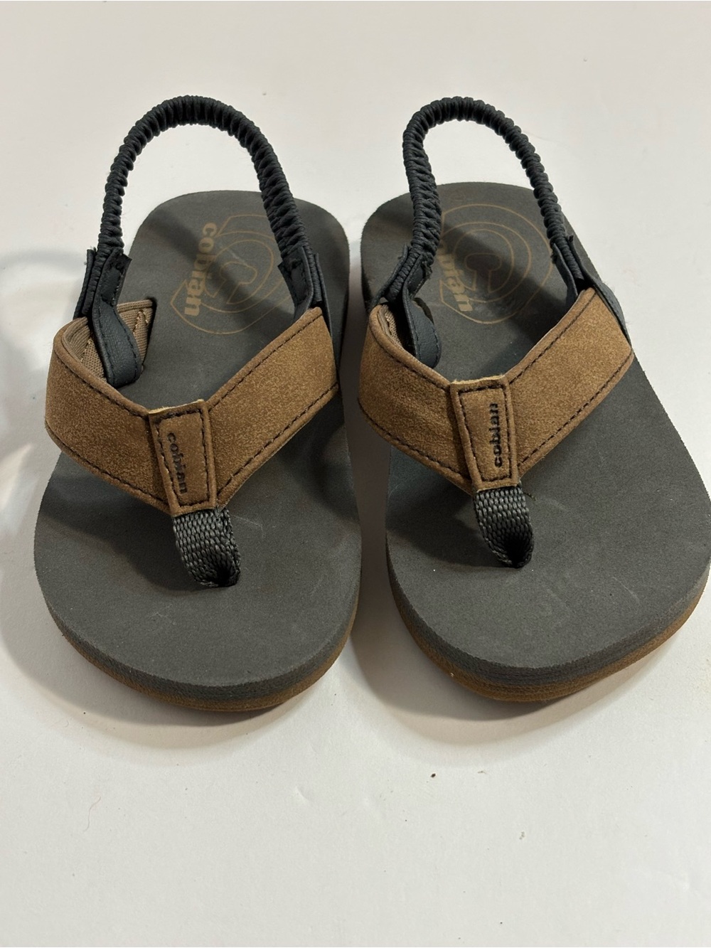 Corbian Kids Brown and Gray Sandal Flip-Flops Sz 5-6 NWOT